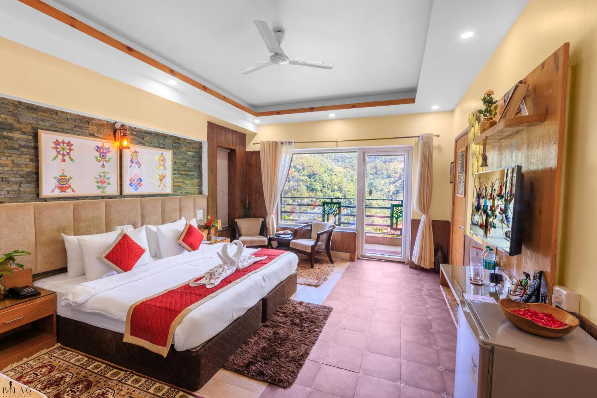 Hotel Veda5 Ayurveda & Yoga Retreat à Rishīkesh Extérieur photo