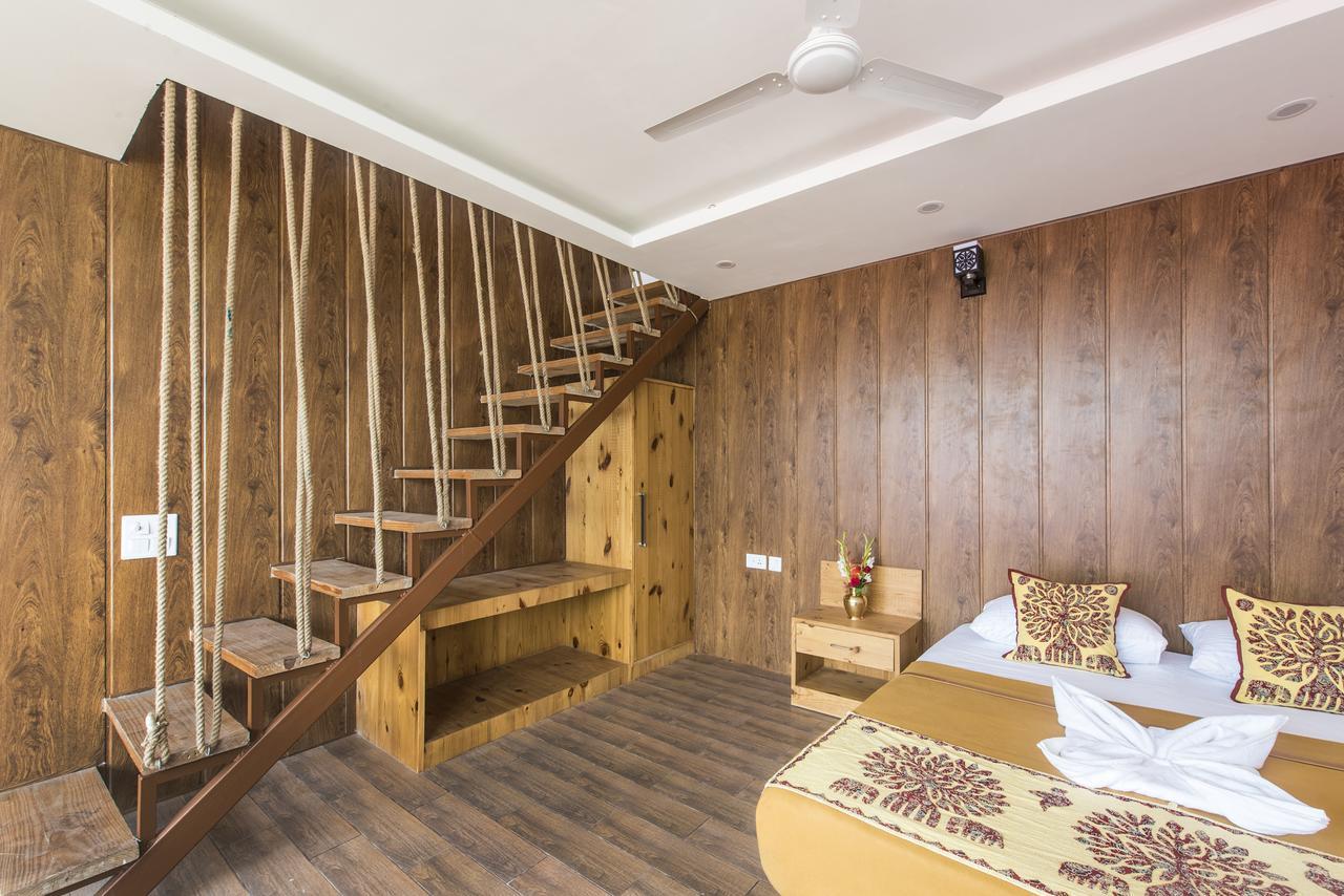 Hotel Veda5 Ayurveda & Yoga Retreat à Rishīkesh Extérieur photo