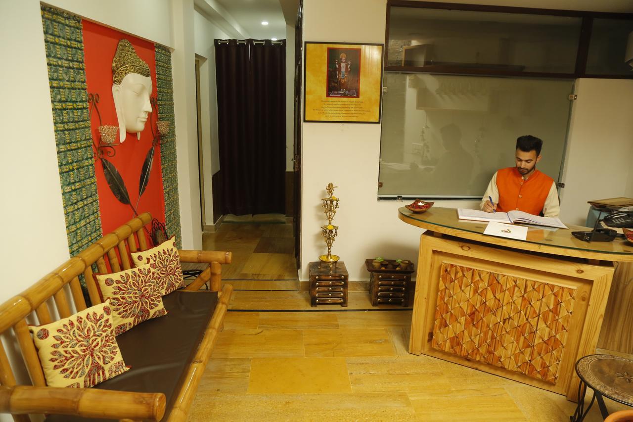 Hotel Veda5 Ayurveda & Yoga Retreat à Rishīkesh Extérieur photo