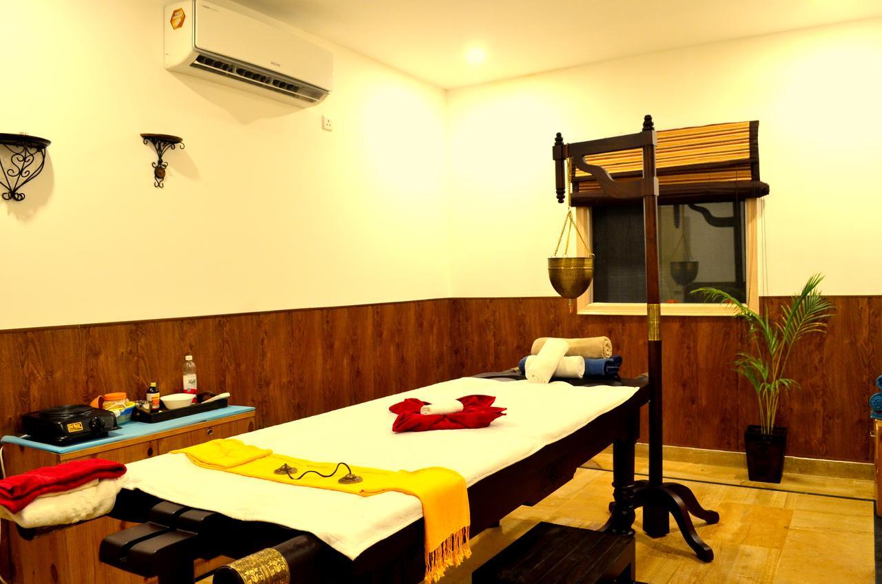 Hotel Veda5 Ayurveda & Yoga Retreat à Rishīkesh Extérieur photo