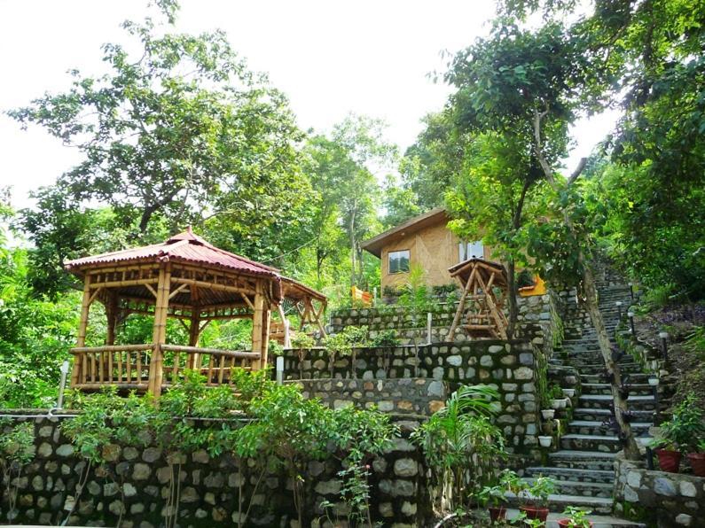 Hotel Veda5 Ayurveda & Yoga Retreat à Rishīkesh Extérieur photo